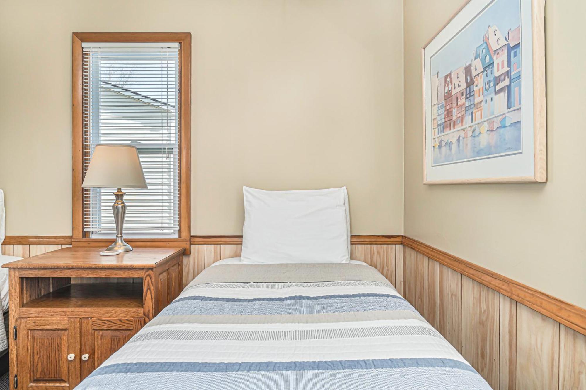 Pleasant Valley Motel